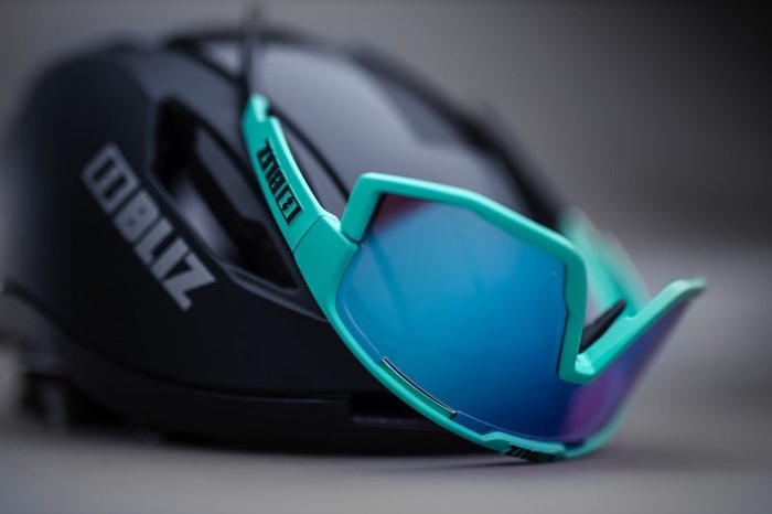 Спортивные очки BLIZ Active Fusion Nano Optics Turquoise Nordic Light Спортивные очки BLIZ Active Fusion Nano Optics Turquoise Nordic Light