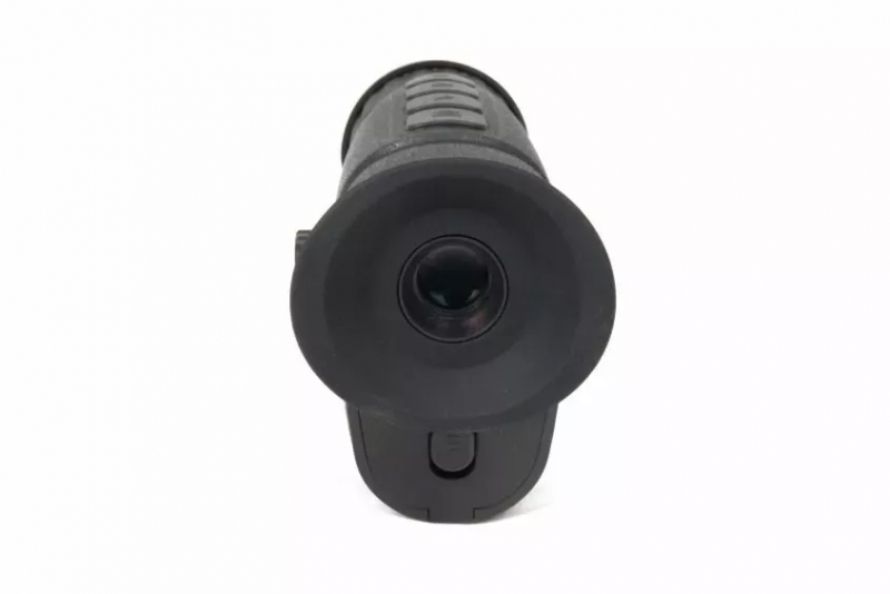 Тепловизионный монокуляр Arkon Nevis HN35 Тепловизионный монокуляр Arkon Nevis HN35